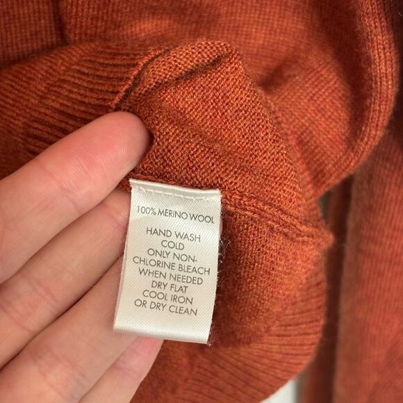 Calvin Klein Men’s 100% Merino Wool Crewneck Sweater in Rust Orange - Size L - Picture 4 of 4